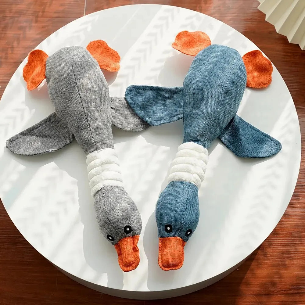 QuackyPlay Duck Toy – Squeaky Goose Fun for Dogs of All Sizes