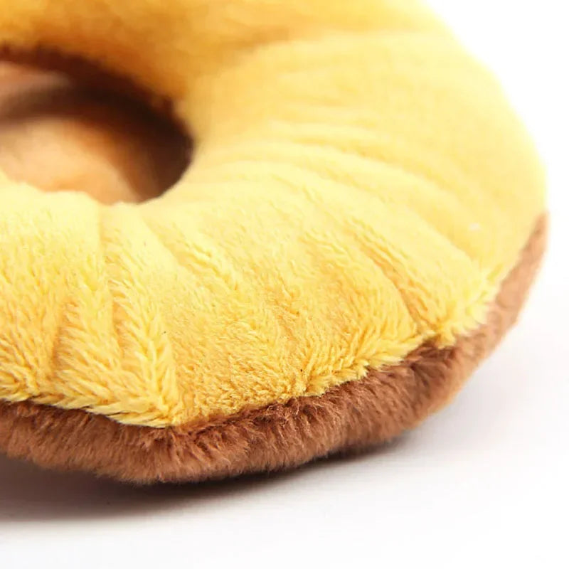 Squeaky Donut Delights – Plush Toys for Cats & Dogs Who Crave Fun