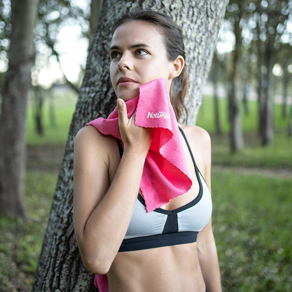 Naturehike Ultralight Quick-Dry Travel Towel – Compact, Absorbent & Fast-Drying